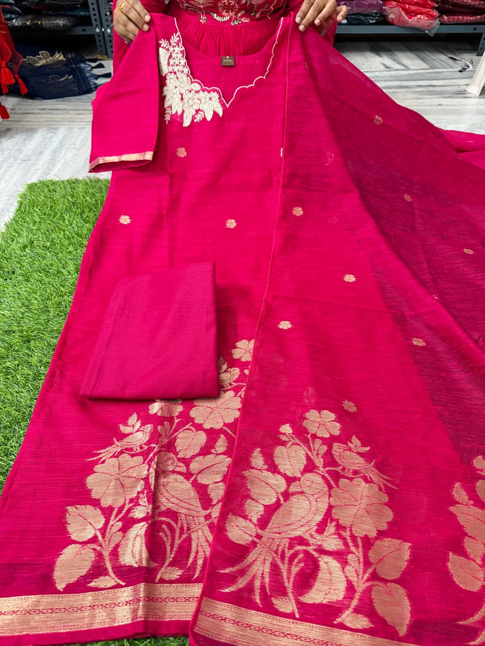 Designer Jamdani Set-Pink