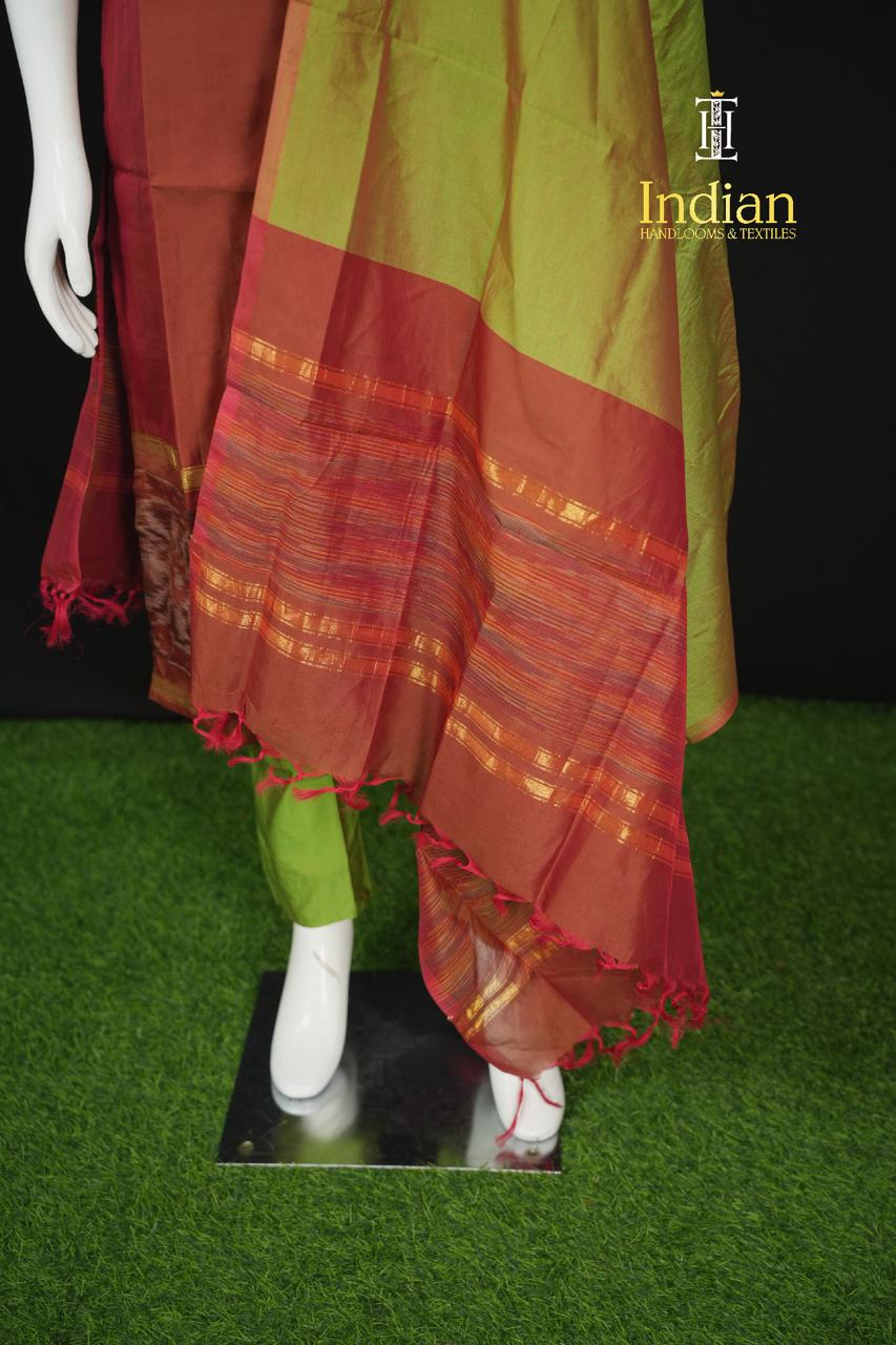 Pochampally Sico Pattu-Reddish Brown