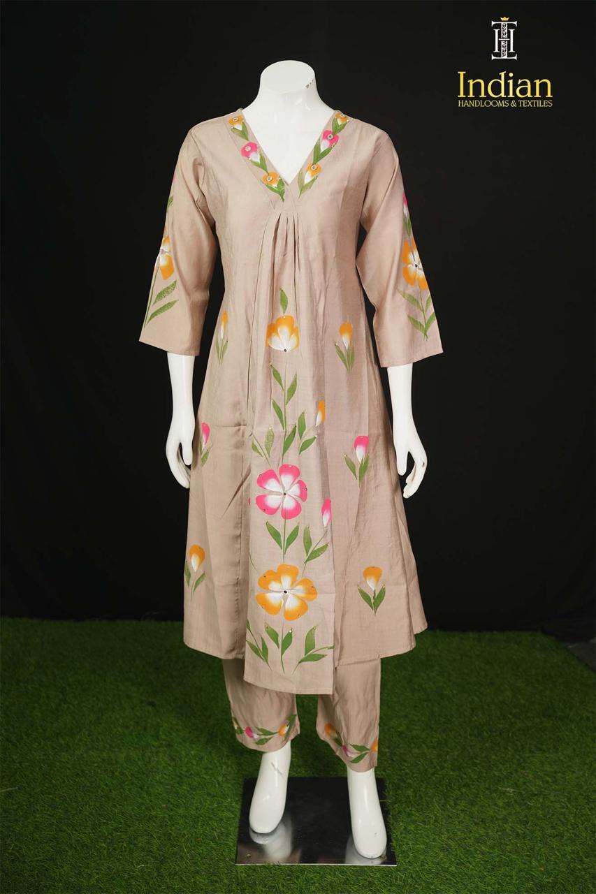 Brush Paint 2 Pc Set- Cream