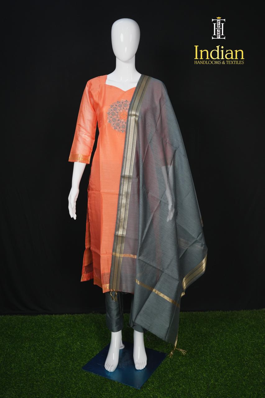Mangalagiri Pattu Sets- Orange