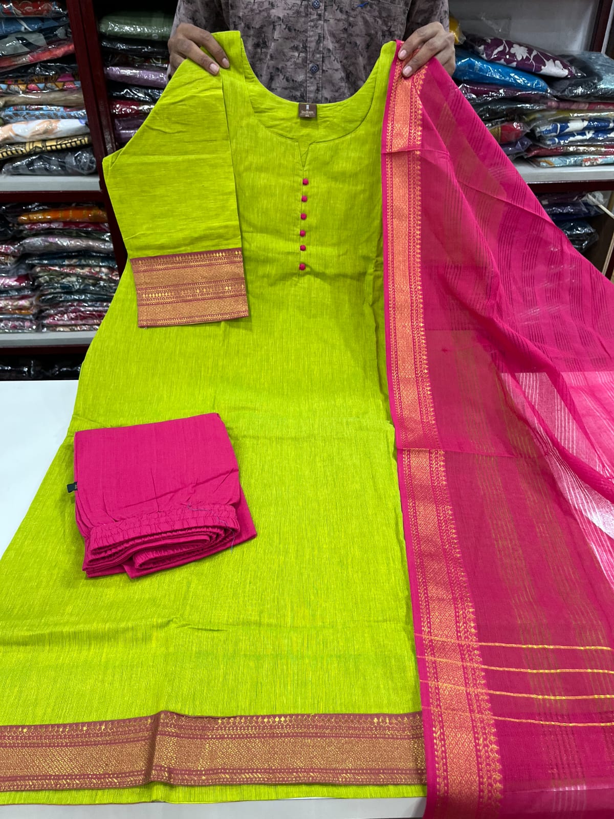 Mangalagiri Cotton Sets- Green &amp; Pink 4